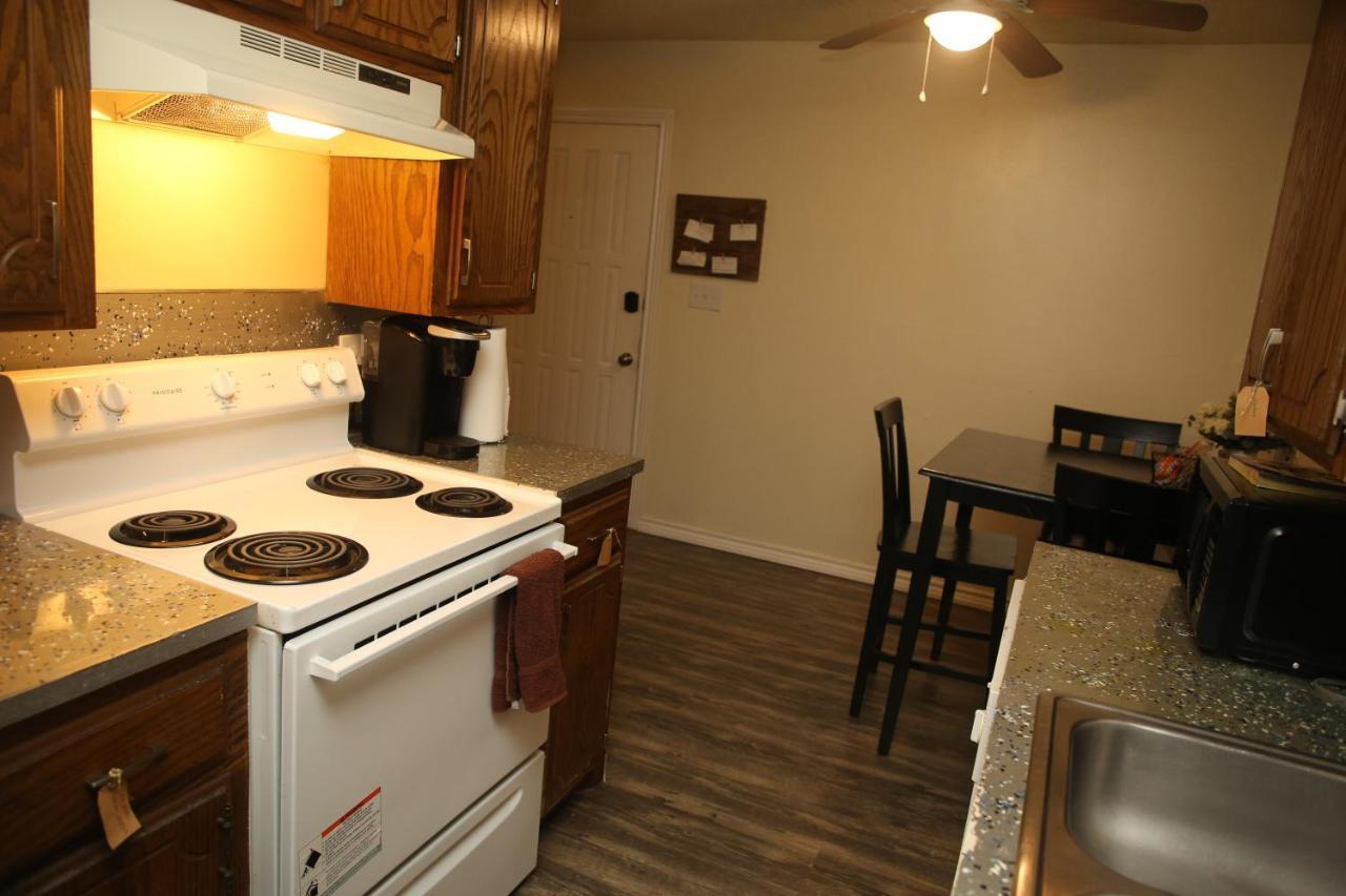 דירות לאוטון 2 Bed/ 1 Bath Next To Ft. Sill מראה חיצוני תמונה