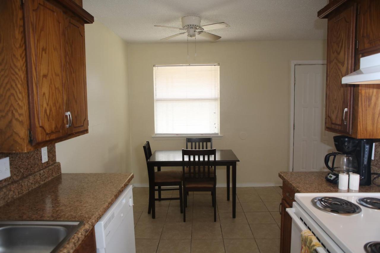 דירות לאוטון 2 Bed/ 1 Bath Next To Ft. Sill מראה חיצוני תמונה